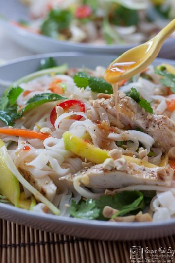 chicken-noodle-salad-with-sweet-chilli-dressing-recipes-made-easy