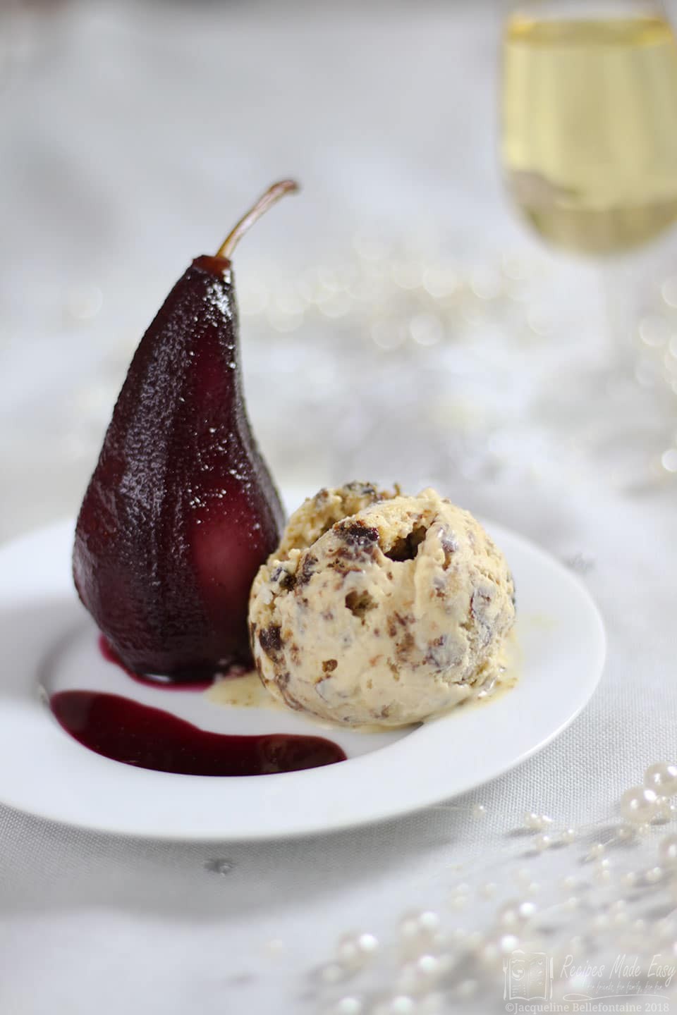 Pears Poached in Red Wine | Recipes Made Easy