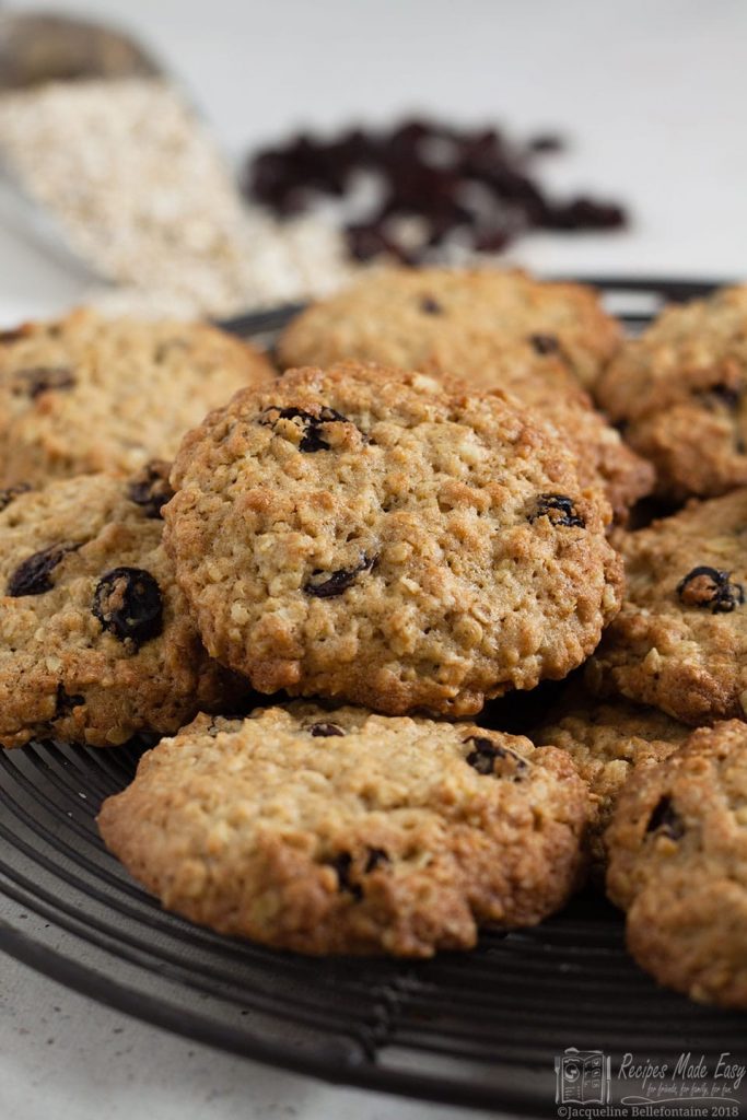 Oat and Raisin Cookies | Recipes Made Easy