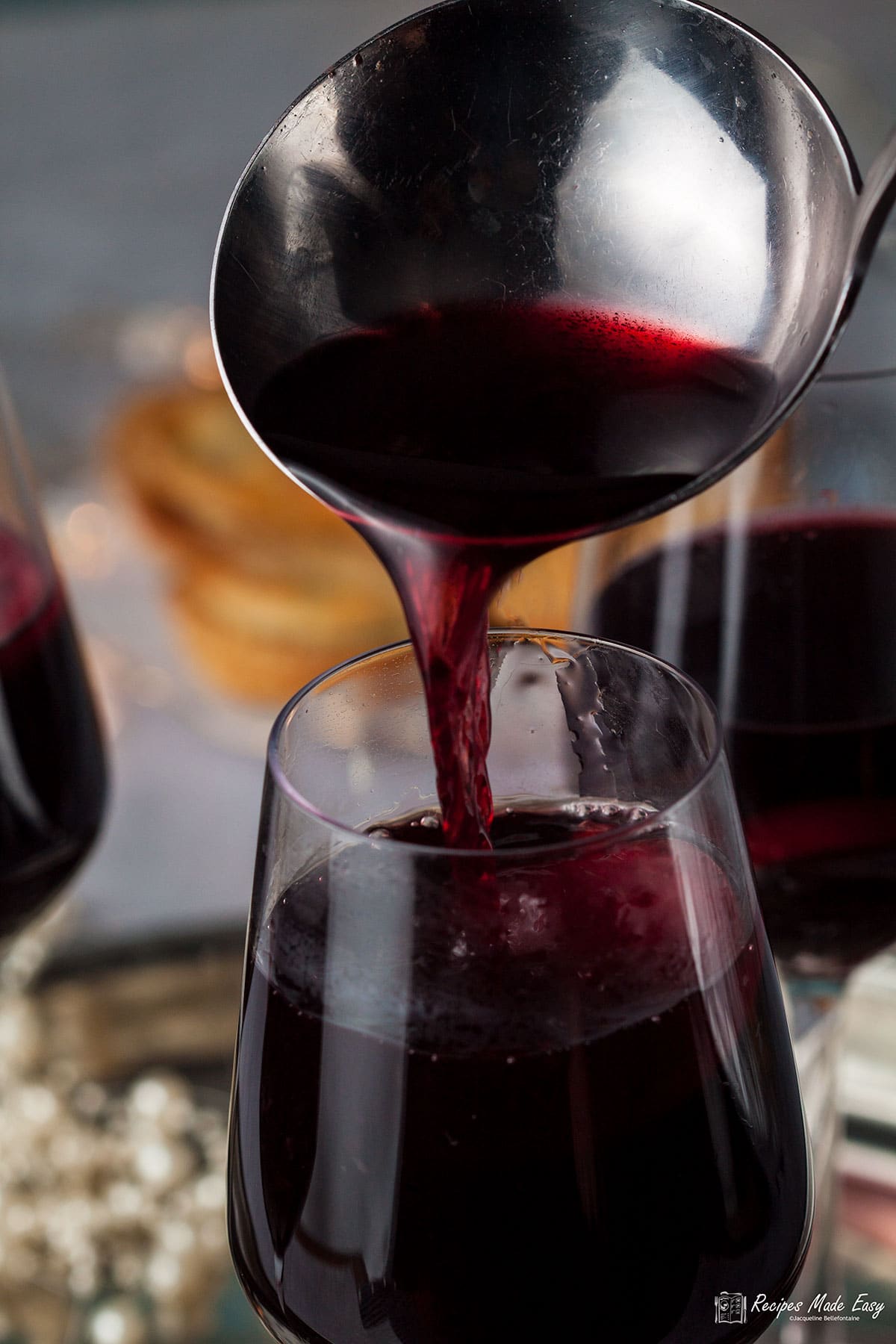 https://www.recipesmadeeasy.co.uk/wp-content/uploads/2021/11/pouring-mulled-wine-Edit.jpg